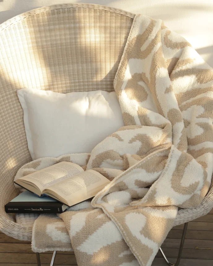 Cloud Gray, Sahara Tan, Coal, Taupe And Off White Modern Soft Plush Throw - The Rug Decor