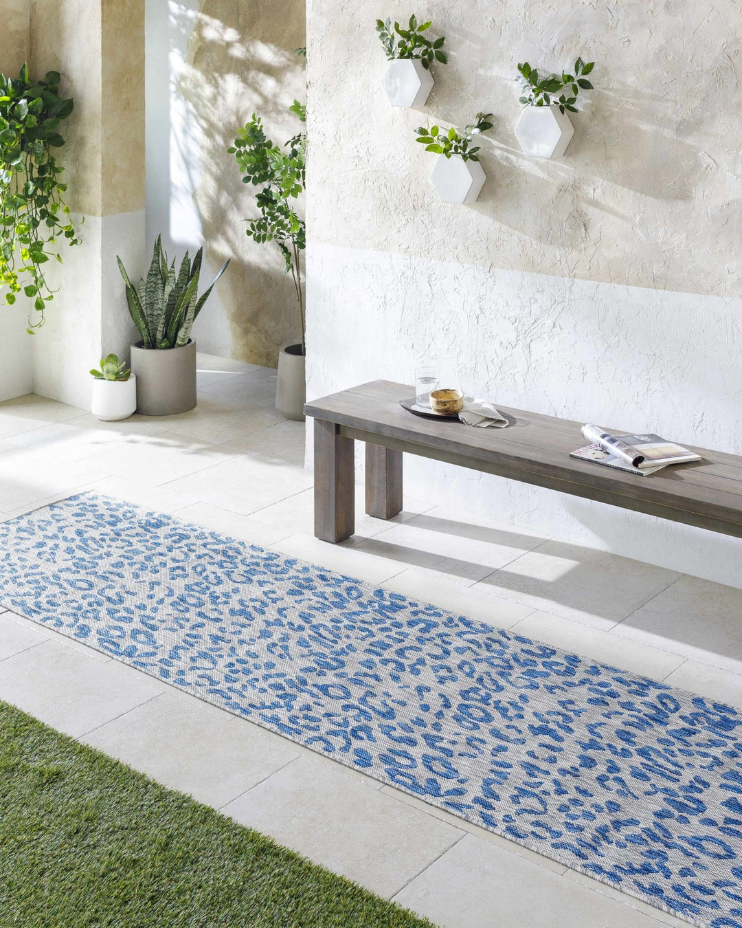 Contemporary Abstract Blue and Ivory Leopard Design Multi size Area Rug - The Rug Decor