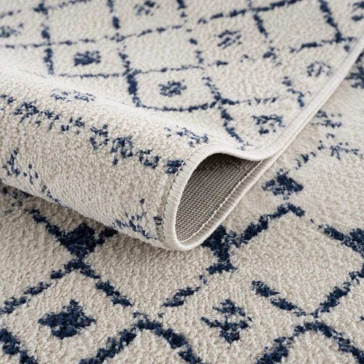 Contemporary Ivory and Blue Tribal Trellis Medium pile Area Rug - The Rug Decor