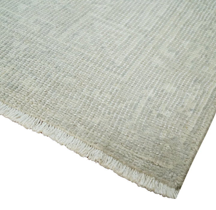 Hand Knotted 2x3 Beige and Ivory Traditional Persian Oushak Wool Rug | N6223 - The Rug Decor
