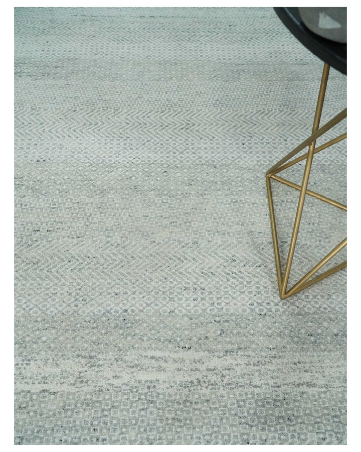 Hand Knotted Silver, Ivory and Gray 8x10 Modern Geometric Trellis Scandinavian Wool Area Rug | TRDCP945810 - The Rug Decor