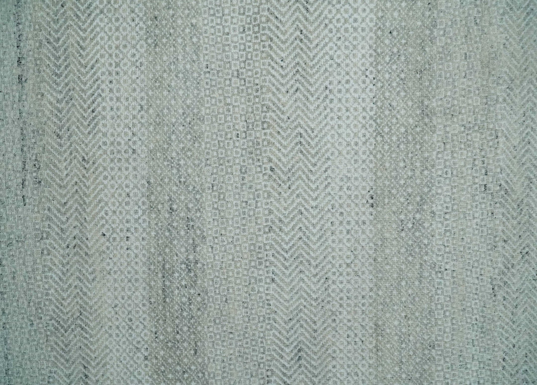 Hand Knotted Silver, Ivory and Gray 8x10 Modern Geometric Trellis Scandinavian Wool Area Rug | TRDCP945810 - The Rug Decor