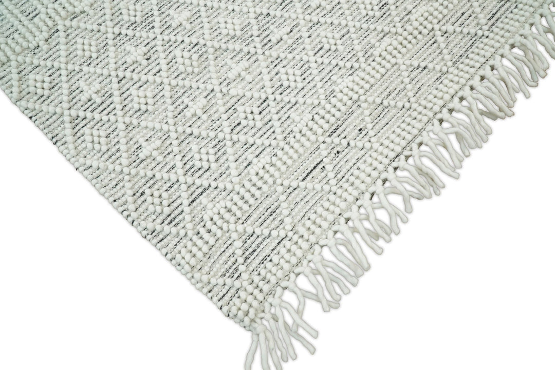 Hand Made Woolen Chunky and Soft White Wool Area Rug | CAL1 - The Rug Decor