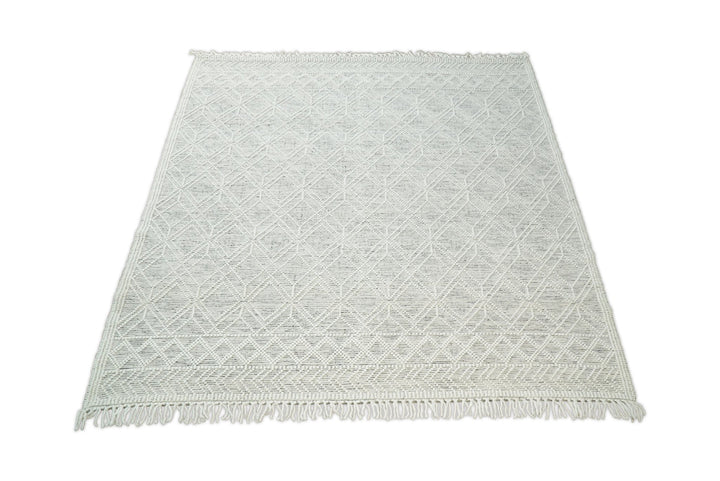 Hand Made Woolen Chunky and Soft White Wool Area Rug | CAL4 - The Rug Decor