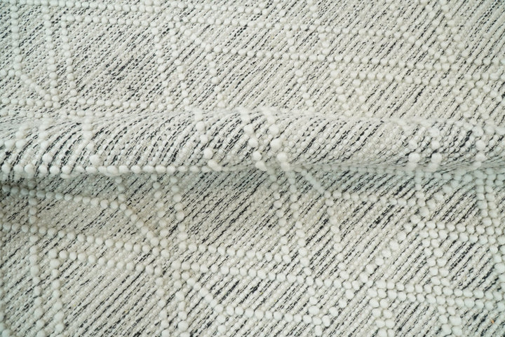 Hand Made Woolen Chunky and Soft White Wool Area Rug | CAL4 - The Rug Decor