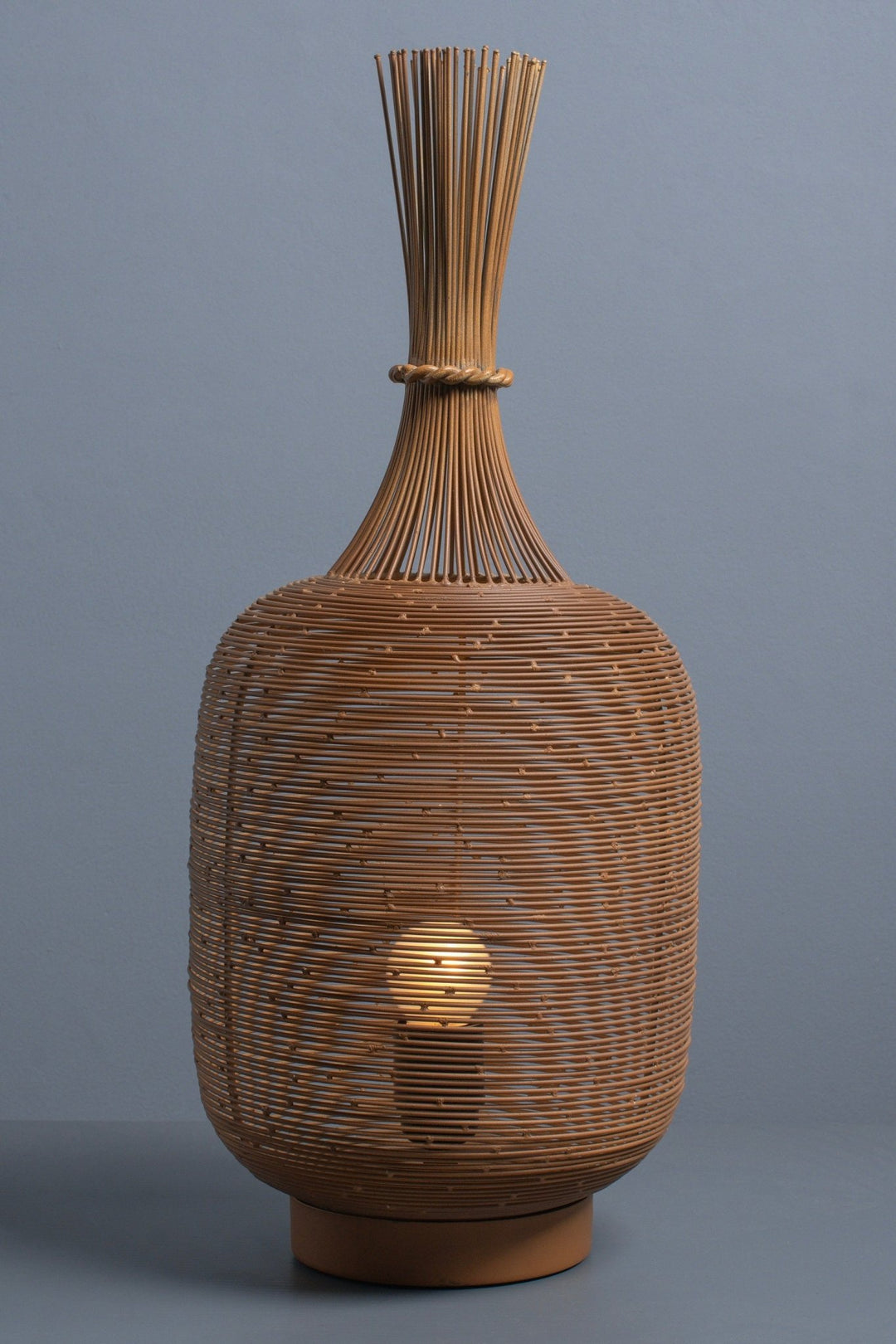 Handcrafted Rustic Brown Metal Wired Table Lamp - The Rug Decor