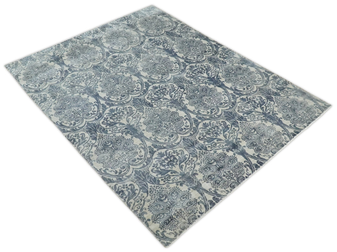 Handmade 8x10 Damask Ivory and Blue Blended Wool and Bamboo Silk Area Rug | QT13 - The Rug Decor