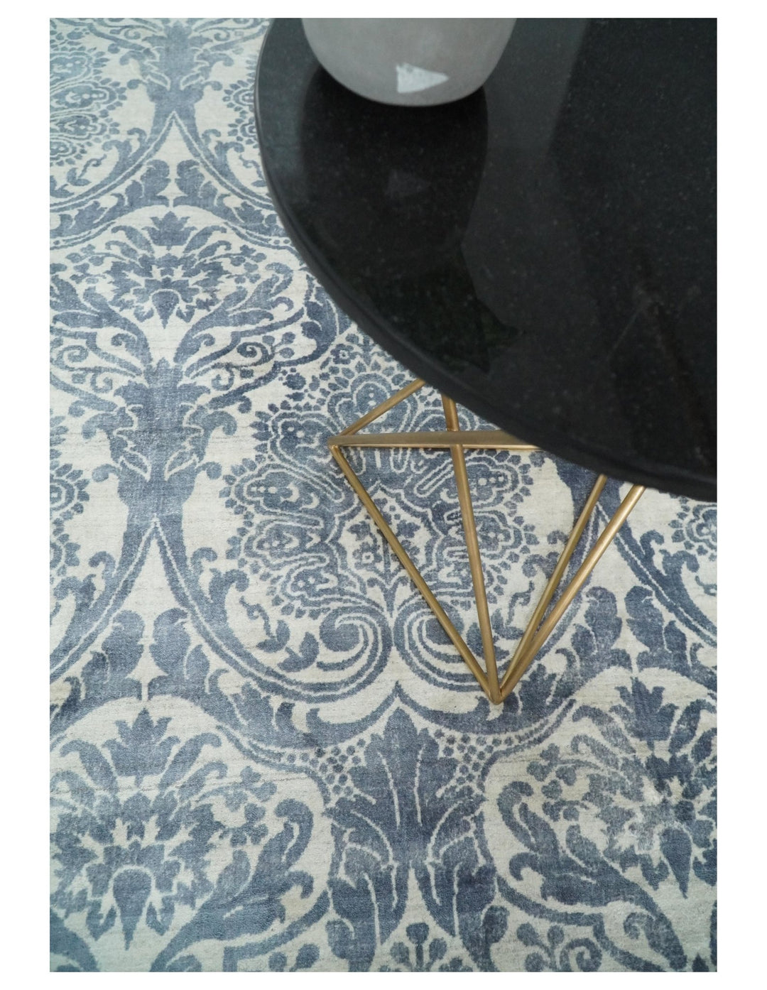 Handmade 8x10 Damask Ivory and Blue Blended Wool and Bamboo Silk Area Rug | QT13 - The Rug Decor