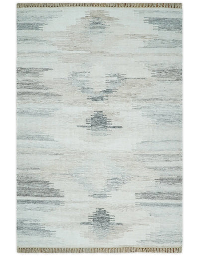 Ivory and Gray Kilim Rug made with fine wool and viscose | SE1 - The Rug Decor