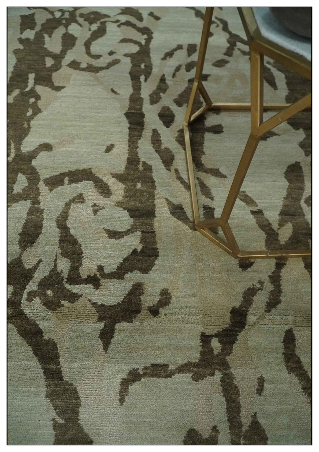 Light and Dark olive Modern Abstract 5x8 Hand Knotted Wool and Silk Area Rug - The Rug Decor