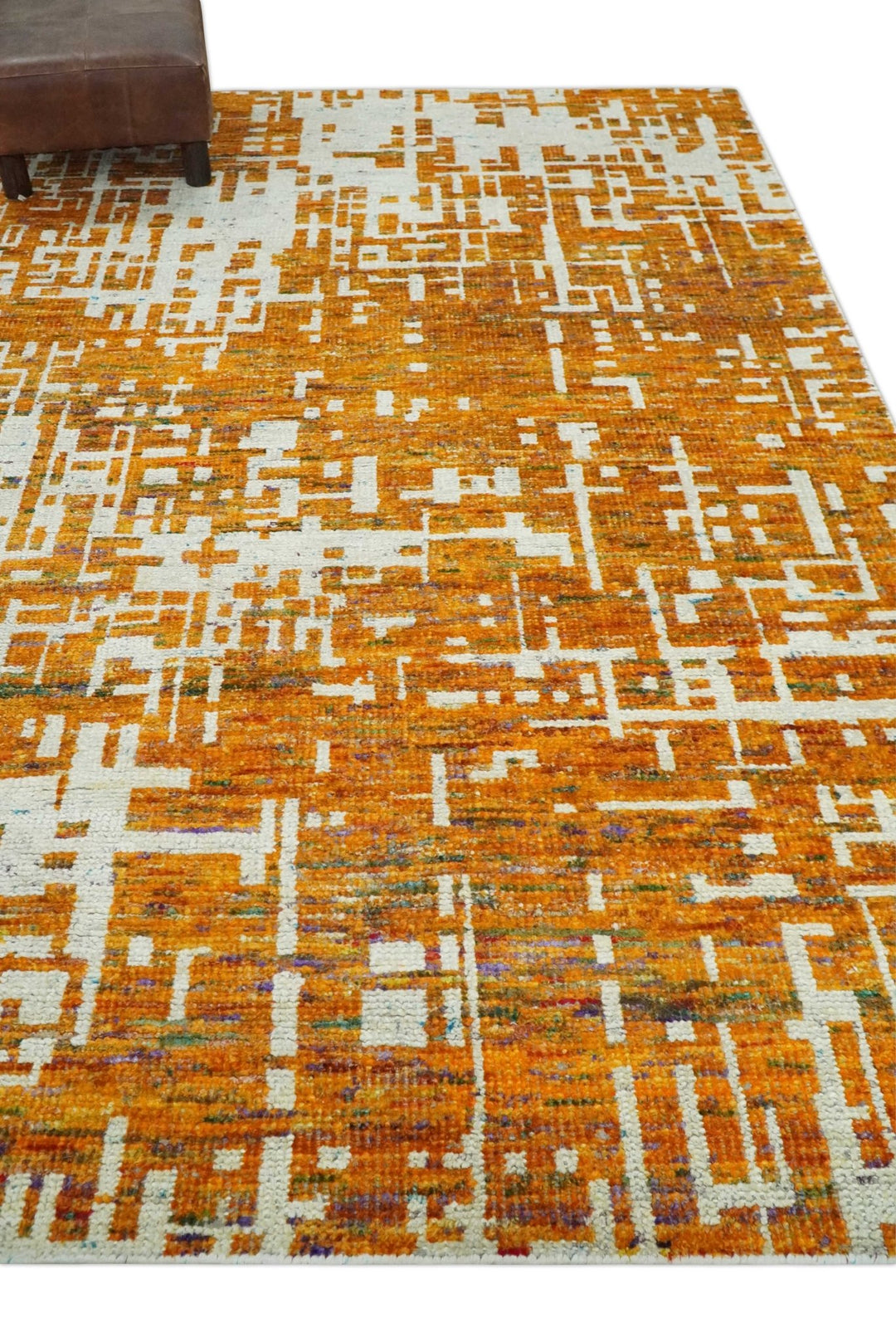 Modern Abstract 5.5x8.5 Gold and Ivory Recycled Art Silk Area Rug - The Rug Decor