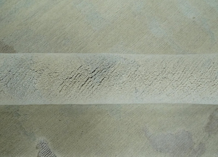 Modern Abstract Beige and Silver Hand loom 5x8 wool and Art Silk Area Rug - The Rug Decor