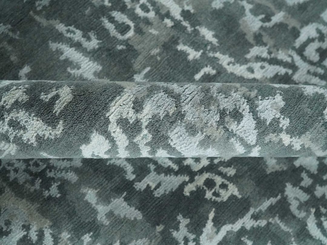 Modern Abstract Charcoal, Grey and Silver Hand Knotted 6x9.4 Floral Wool and Silk Area Rug - The Rug Decor