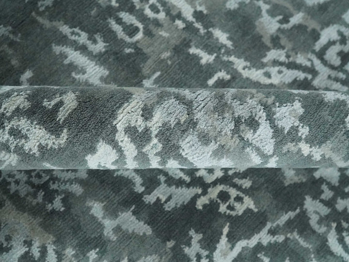 Modern Abstract Charcoal, Grey and Silver Hand Knotted 6x9.4 Floral Wool and Silk Area Rug - The Rug Decor