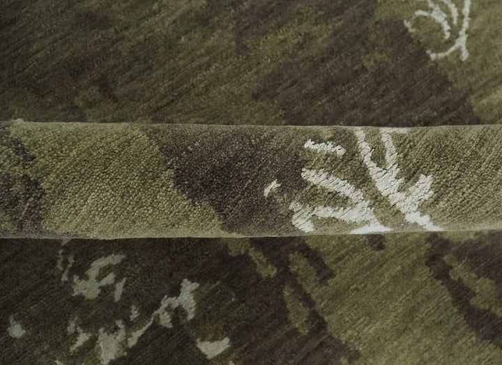 Modern Abstract Green and Silver Hand loom wool and Art Silk Area Rug - The Rug Decor