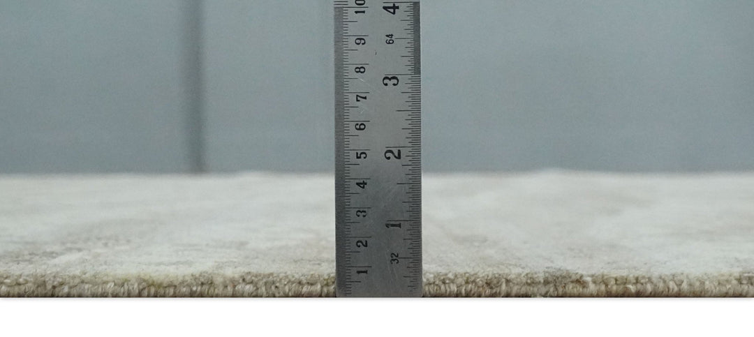 Modern Abstract Silver and Beige Hand knotted 6x9 Art Silk Area Rug - The Rug Decor