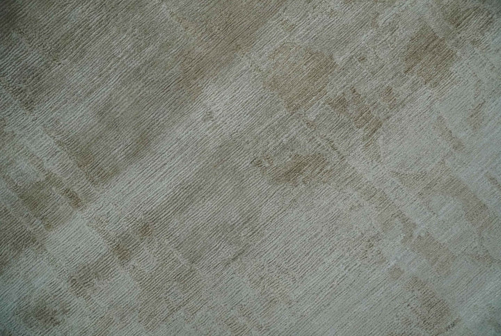 Modern Abstract Silver and Olive Hand knotted 6x9 Bamboo Silk Area Rug - The Rug Decor