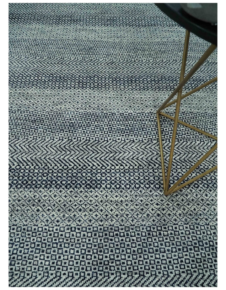 Modern Flatwoven 8x10 Tribal Blue, Ivory and Gray Wool Area Rug | TRDCP938810 - The Rug Decor