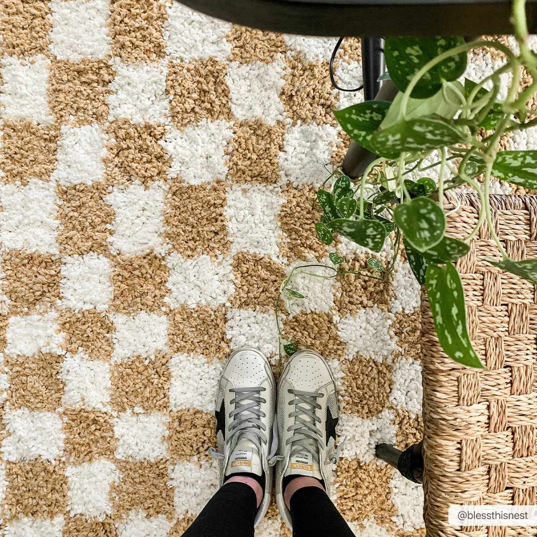 Modern Geometric checkered Plush Ivory Brown, White wool Area Rug - The Rug Decor