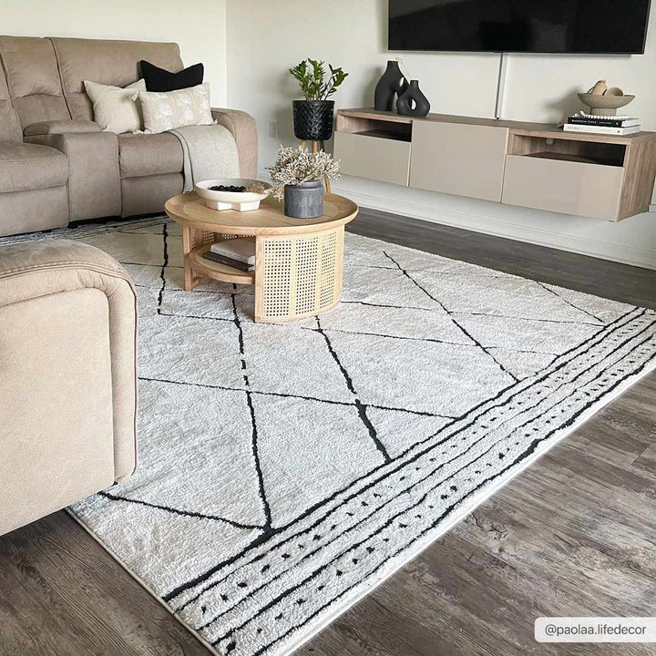 Modern Geometrical Beige and Black Plush Pile Area Rug - The Rug Decor