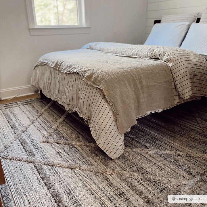 Modern Geometrical High Low Texture Silver and Dark Purple Area Rug - The Rug Decor