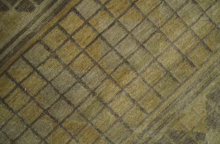 Modern Geometrical Olive, Charcoal and Silver Hand knotted 4.8x6.5 Bamboo Silk Area Rug - The Rug Decor