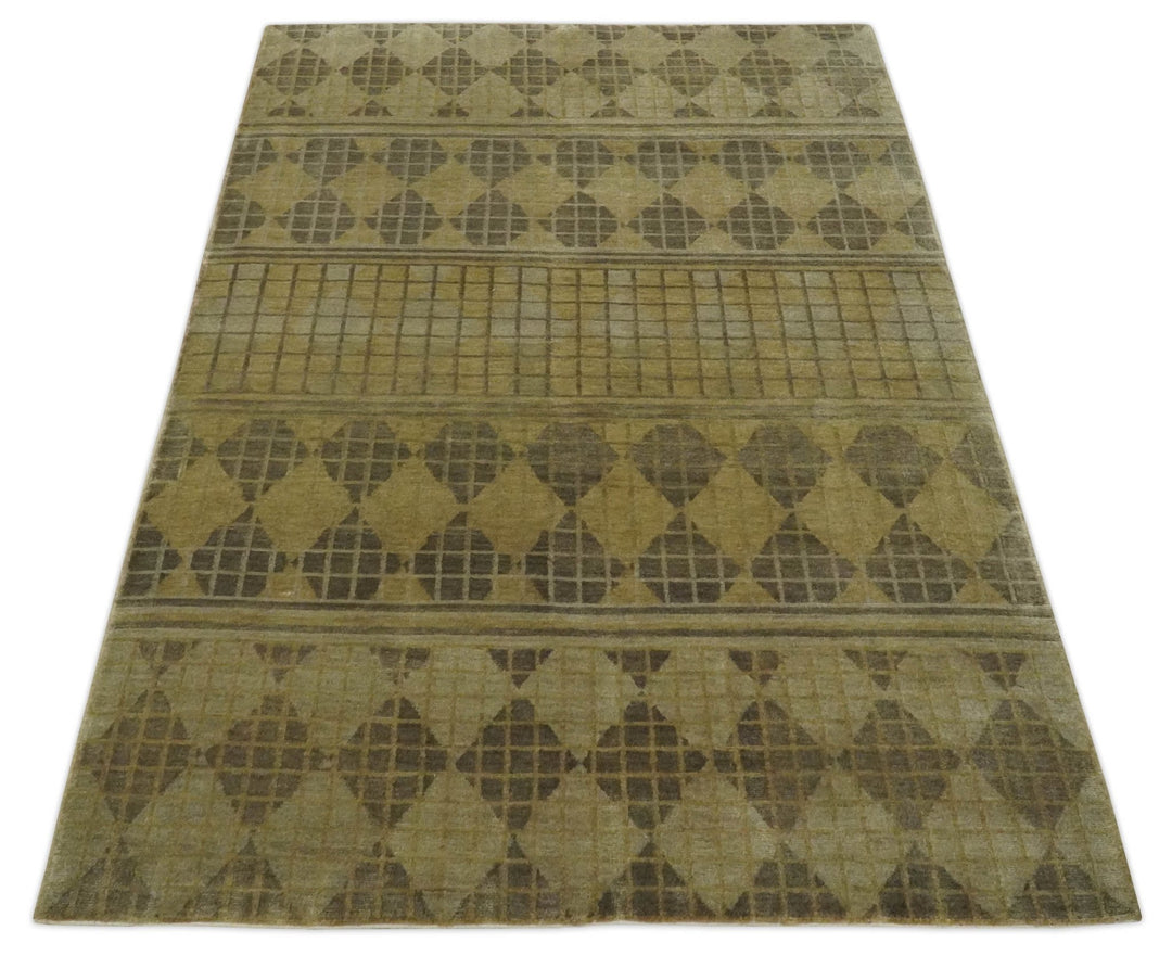 Modern Geometrical Olive, Charcoal and Silver Hand knotted 4.8x6.5 Bamboo Silk Area Rug - The Rug Decor