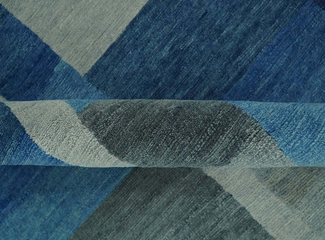 Modern Geometrical Silver, Blue, and Charcoal Hand Knotted 6x9 Wool and Art Silk Area Rug - The Rug Decor
