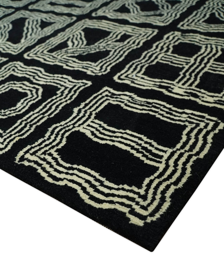 Modern Geometrical Square design Black and Ivory 5x8 Hand loom wool area Rug - The Rug Decor