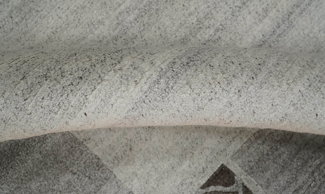 Modern Scandinavian 4.7x6.5 Brown and Silver Wool Hand Woven Area Rug | HL47 - The Rug Decor