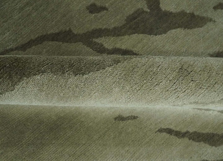 Olive and Green Modern Abstract Hand knotted 5x7 wool and Art silk Area Rug - The Rug Decor