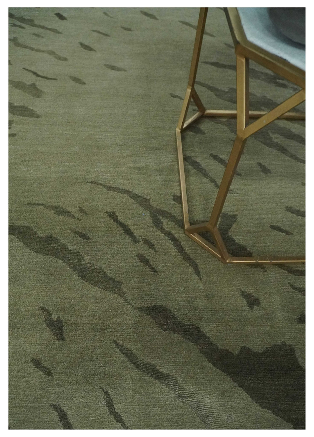 Olive and Green Modern Abstract Hand knotted 5x7 wool and Art silk Area Rug - The Rug Decor