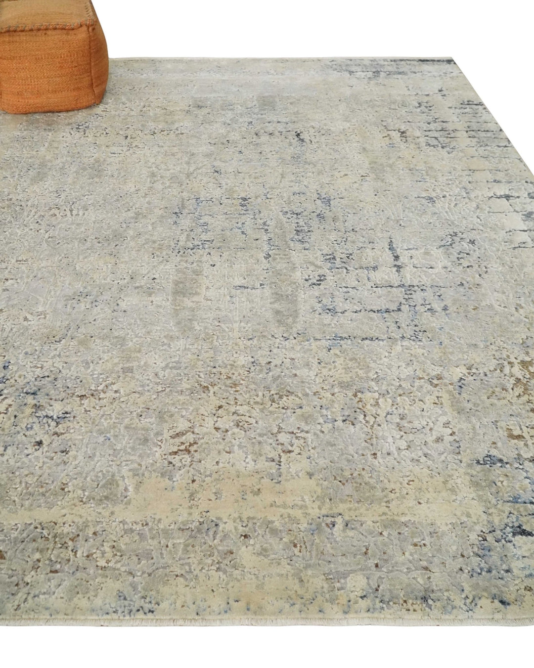 Premium Fine 8x10 Silver, Beige and Charcoal Traditional Floral High Low texture Hand Knotted Wool and Art Silk Rug - The Rug Decor