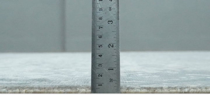 Premium Style Silver and Gray Traditional Medallion 5x8 Hand loom Viscose Area Rug - The Rug Decor