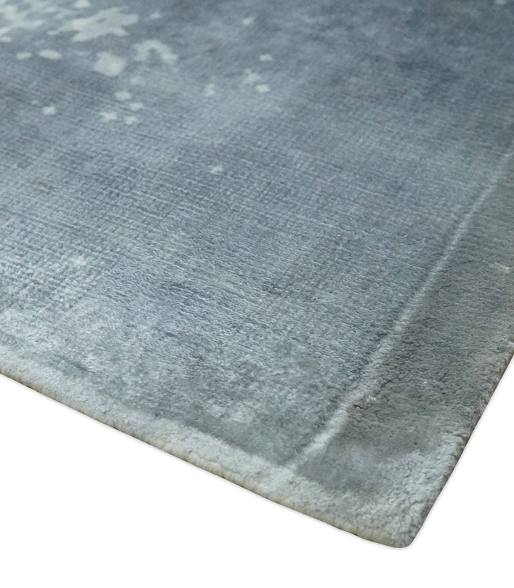 Premium Style Silver and Gray Traditional Medallion 5x8 Hand loom Viscose Area Rug - The Rug Decor