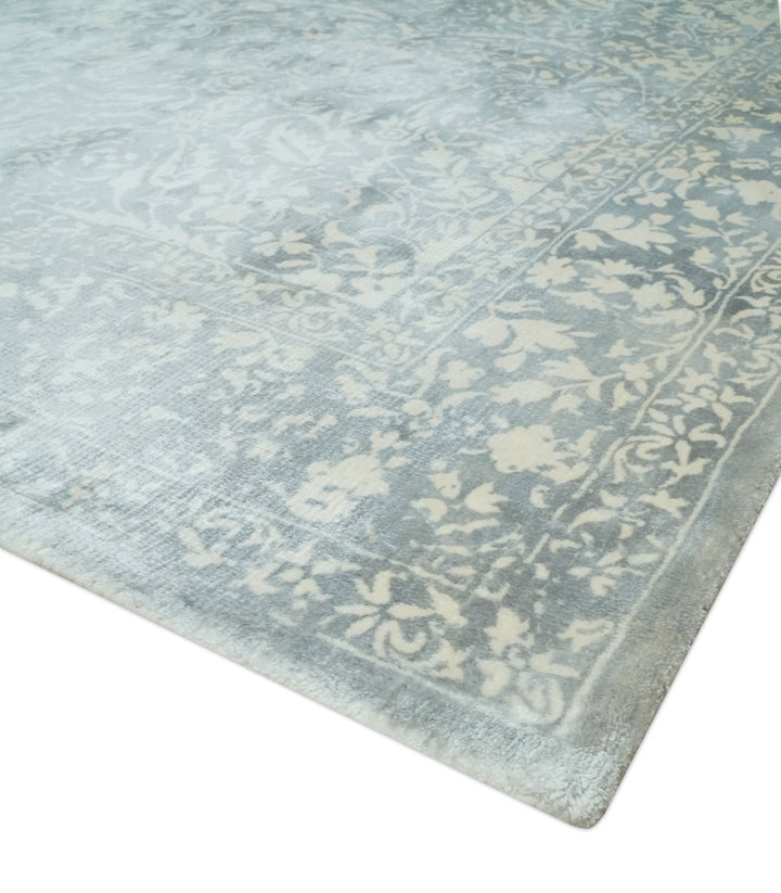 Premium Style Traditional Large Design Gray, Silver and Beige 5.6x7.9 Viscose Area Rug - The Rug Decor