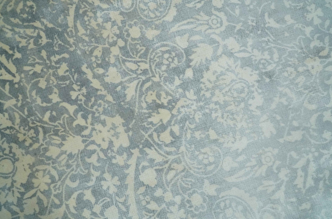 Premium Style Traditional Large Design Gray, Silver and Beige 5.6x7.9 Viscose Area Rug - The Rug Decor