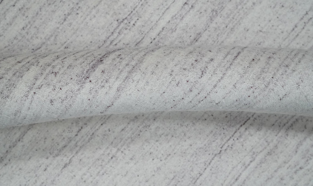 Shaded Solid White and Purple Scandinavian 5x7 Blended Wool Flatwoven Area Rug | HL27 - The Rug Decor