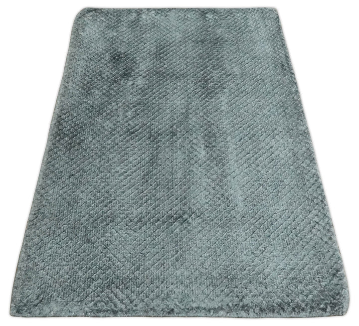 Solid Gray 2x3 Modern Geometrical Cross diamond design Hand Made art silk Area Rug | N2223 - The Rug Decor
