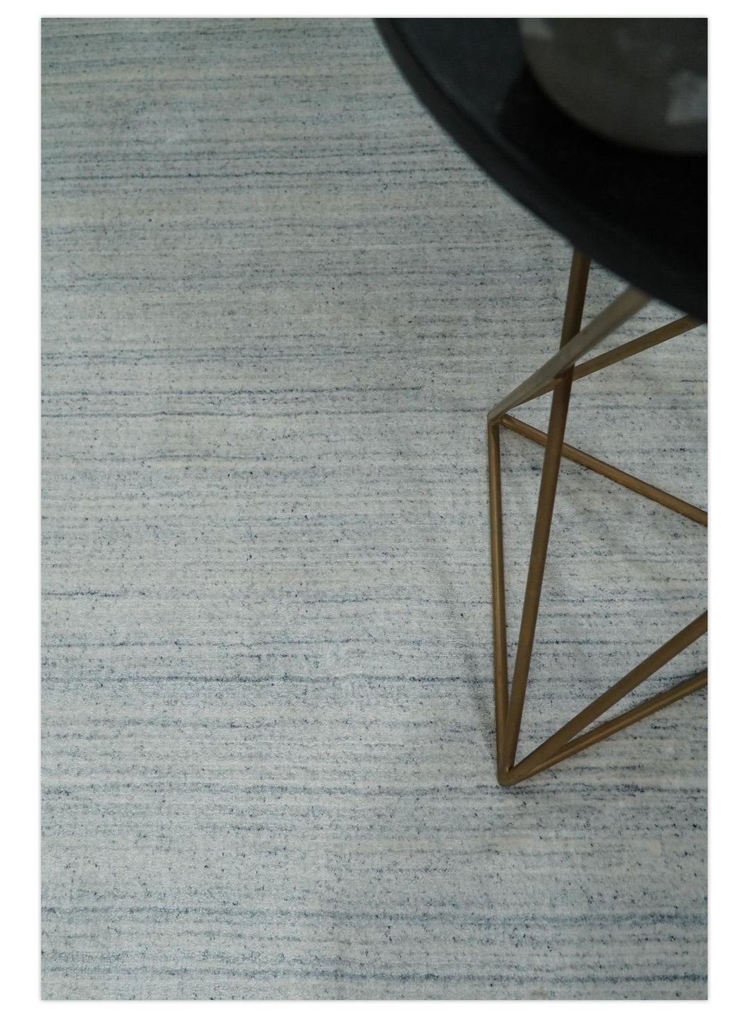 Solid Silver and White Scandinavian 5x7 Blended Wool Flatwoven Area Rug | HL22 - The Rug Decor