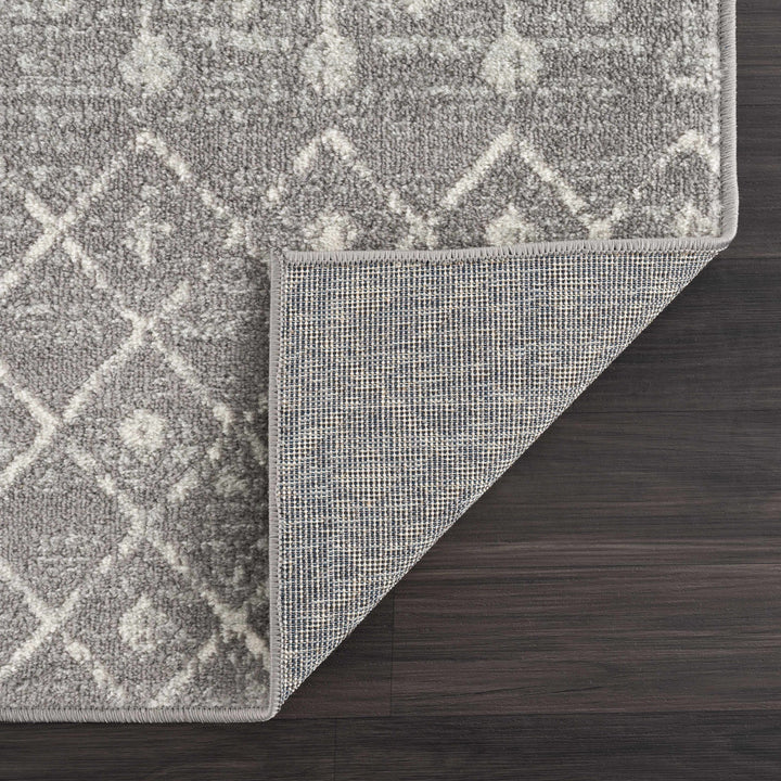 Traditional Gray and Beige low pile Tribal Trellis indoor Area Rug - The Rug Decor