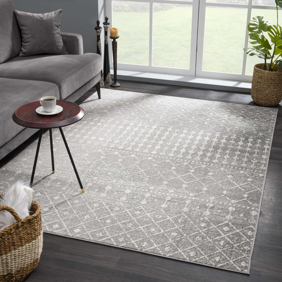 Traditional Gray and Beige low pile Tribal Trellis indoor Area Rug - The Rug Decor