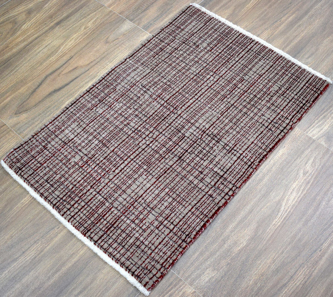 Traditional Handmade Wool & Viscose 2' by 3' Area Rug | TRD140723 - The Rug Decor