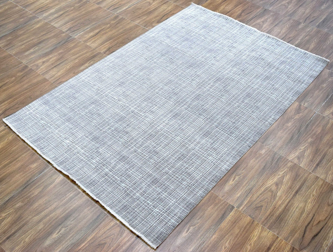 Traditional Handmade Wool & Viscose 5' x 8' Area Rug | TRD136658 - The Rug Decor