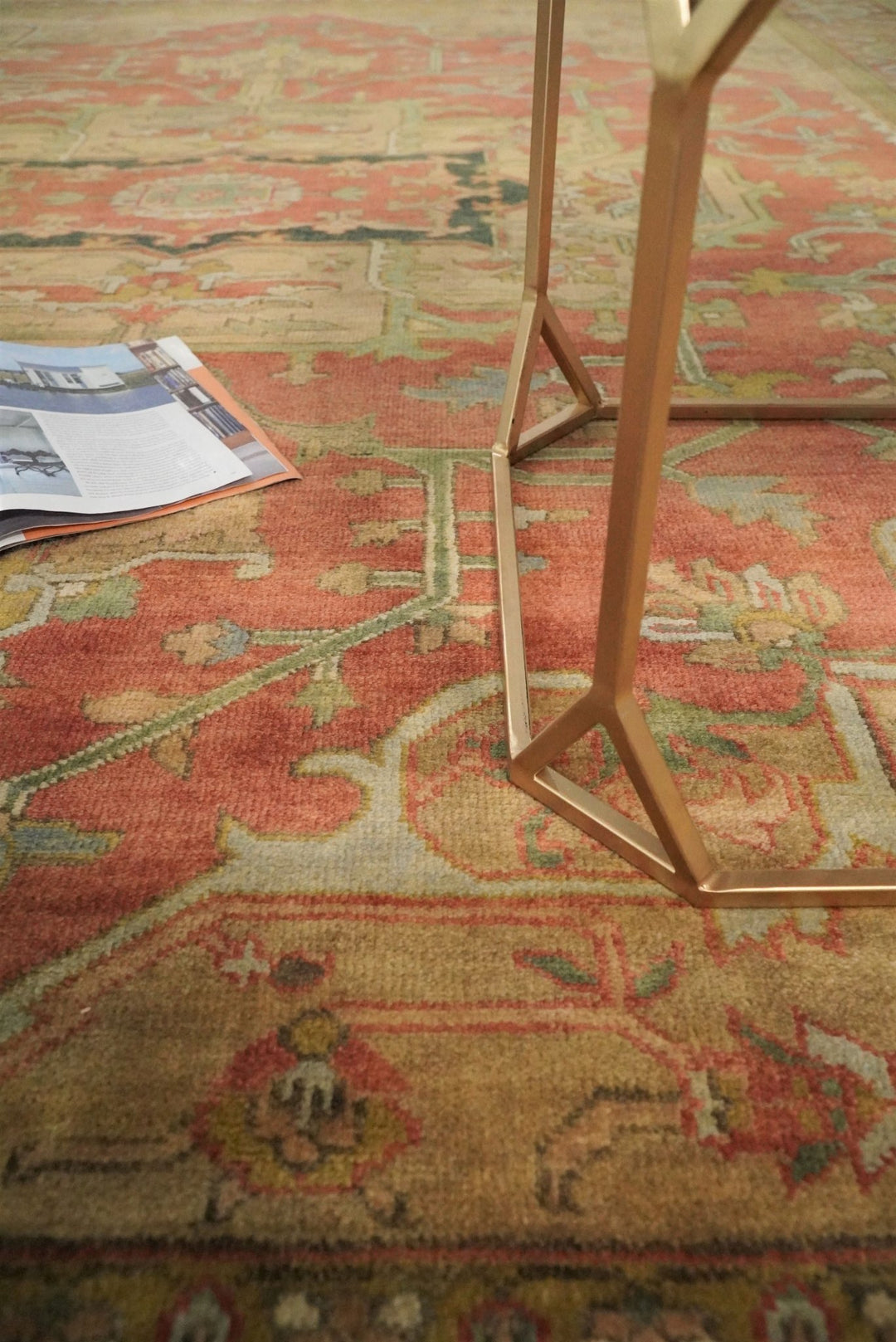 Traditional Heriz Serapi Handmade Fine Wool Area Rug | TRD753810 - The Rug Decor