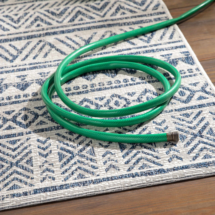 Traditional Tribal look Ivory and Blue Indoor and Outdoor Area Rug - The Rug Decor