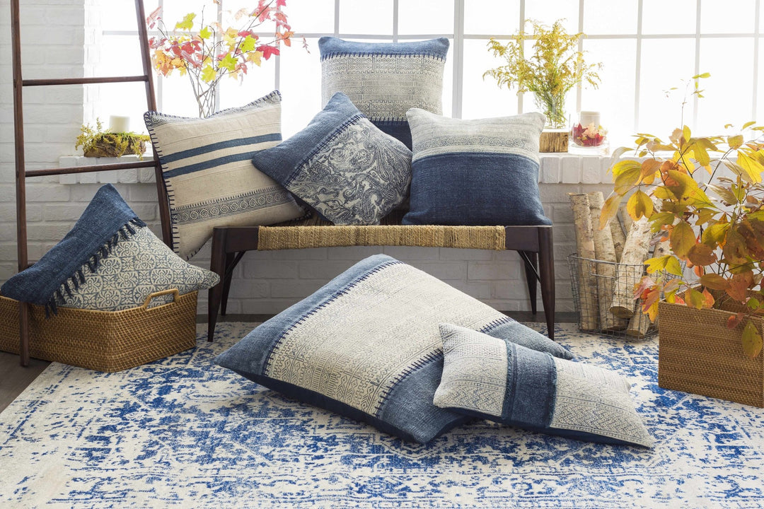Transitional Heriz Design Blue and Beige Medallion Area Rug - The Rug Decor