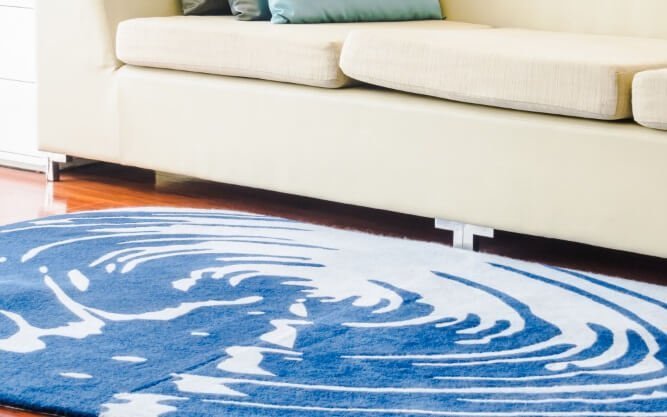 Do Rugs Make a Room Warmer? Do they help with heat? - The Rug Decor