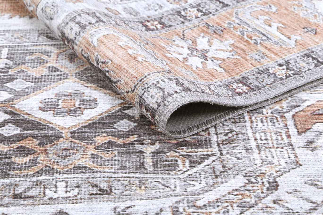 Traditional Ivory And Beige Machine Washable Rug