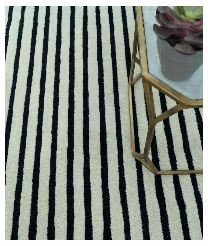 Modern Geometrical Pattern Black And White Hand Tufted Custom Made wool rug